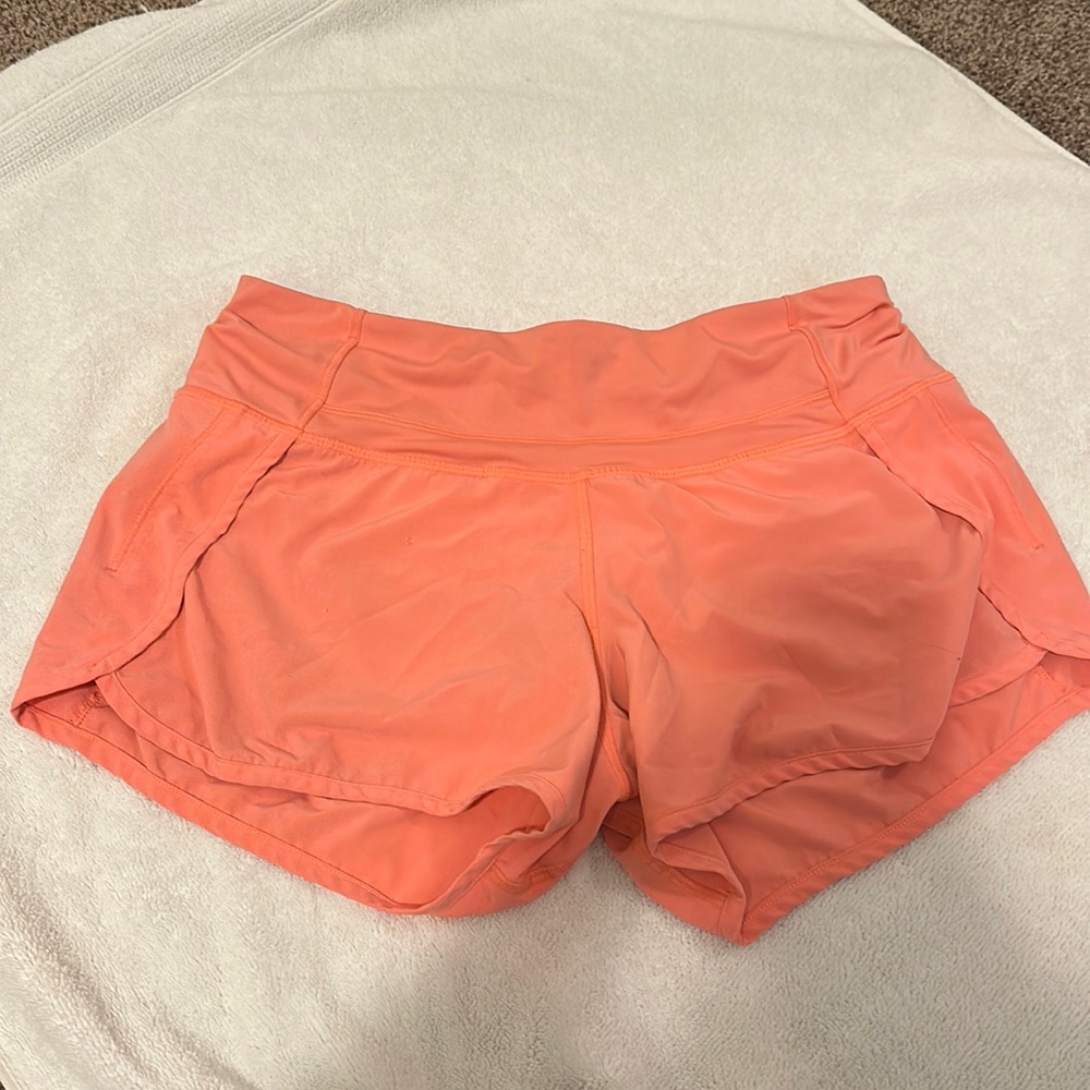 Lululemon Speed Up Shorts Size 6
